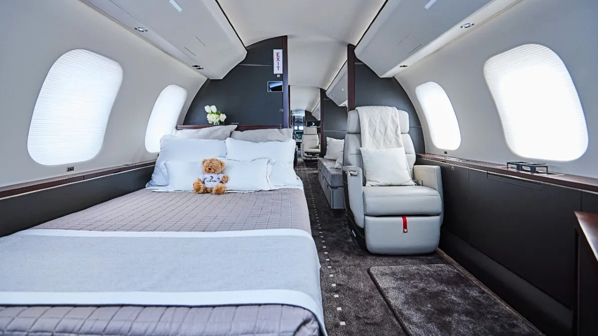 bombardier cabin