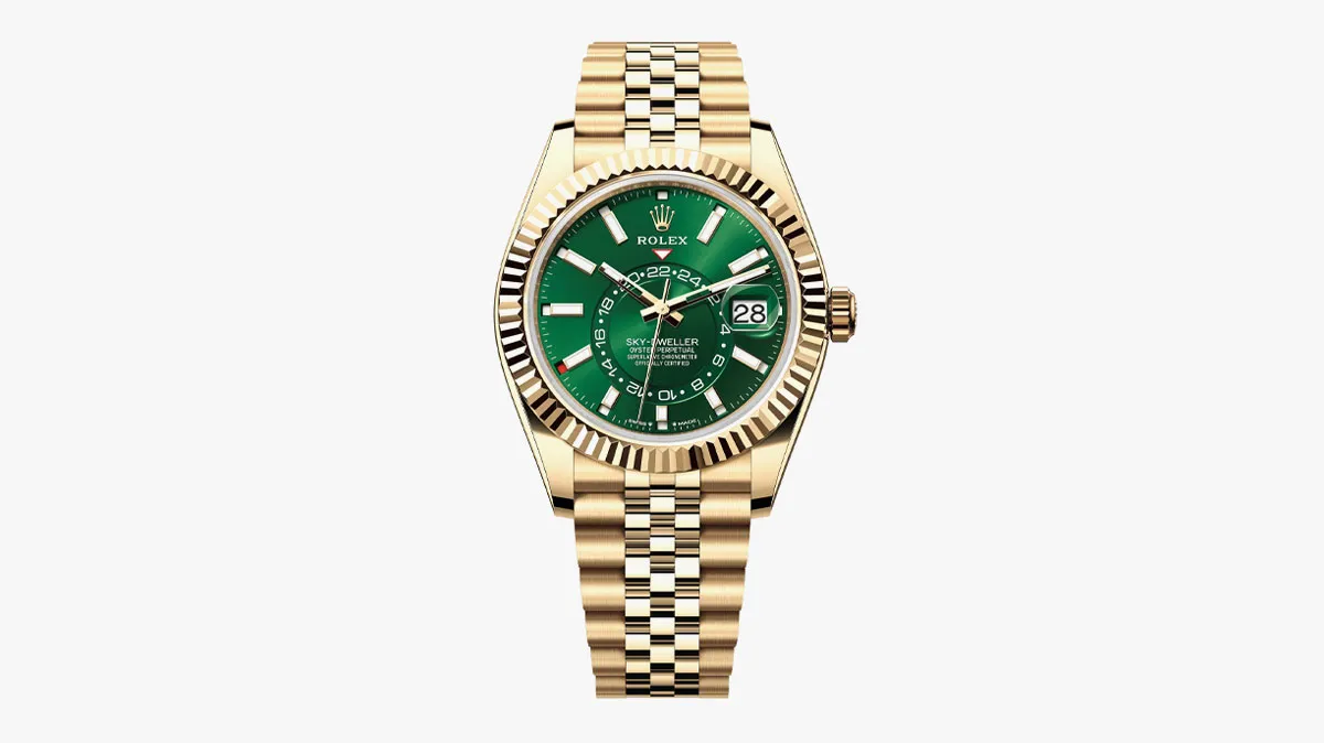 A Bright Green Sky-Dweller in Yellow Gold
