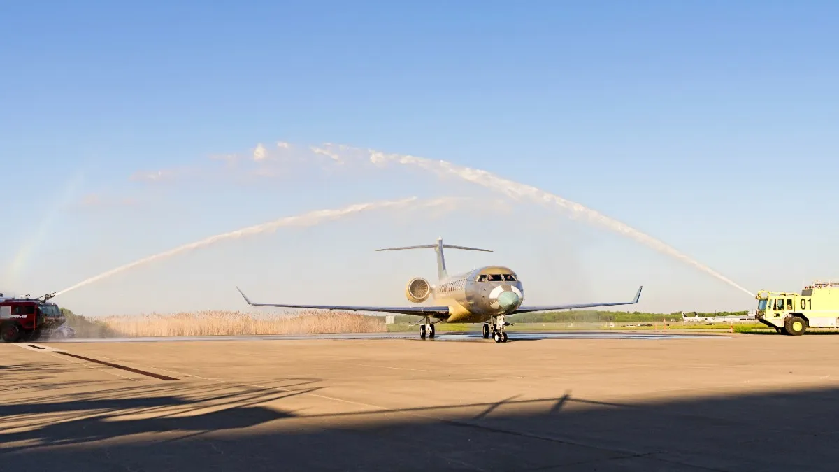 bombardier global 8000