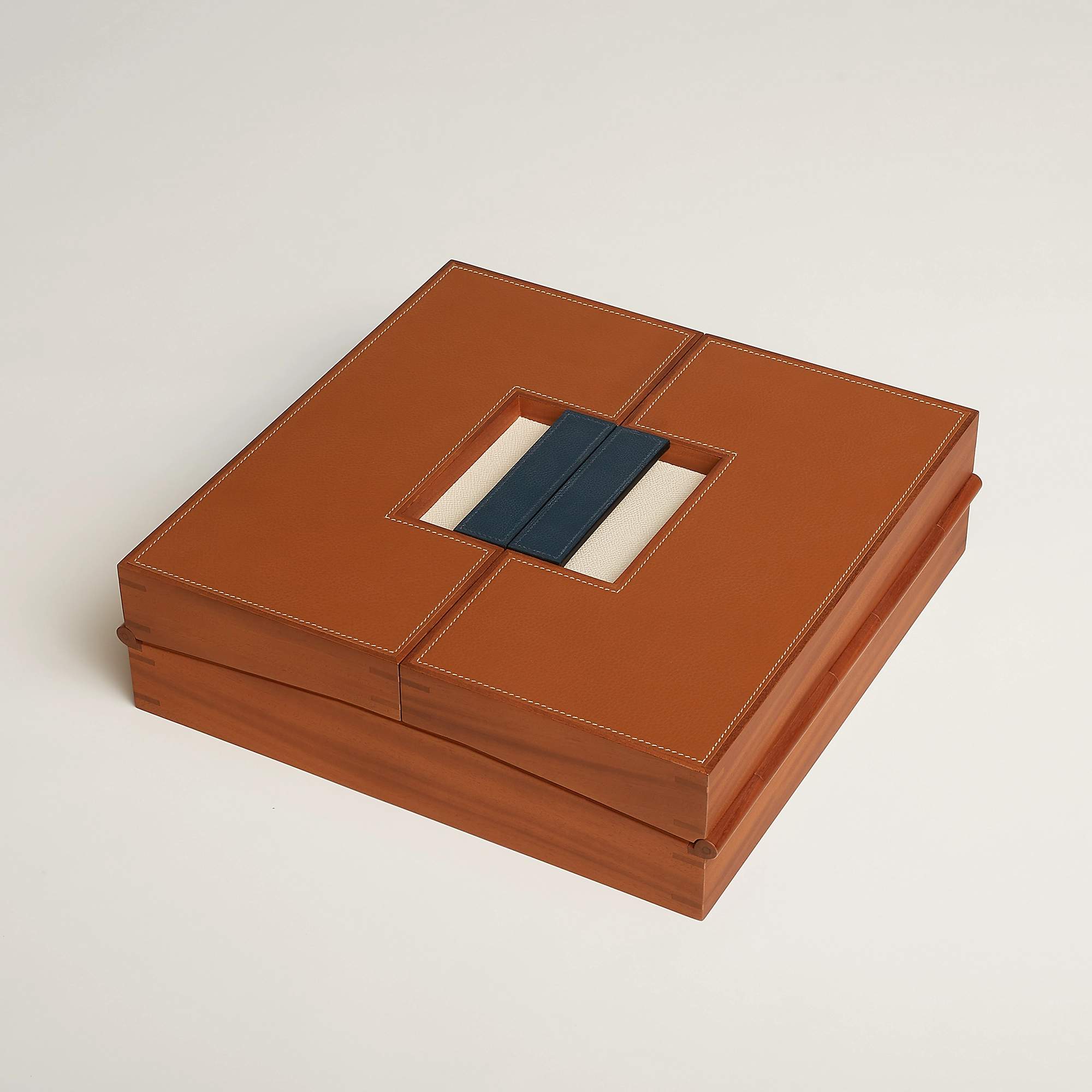 Hermes Mahjong set